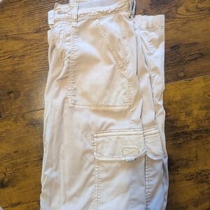 4 Long American Eagle Women's Beige Cargo Pants